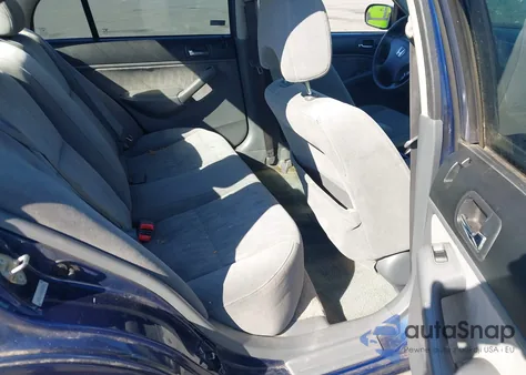 2005 Honda Civic Lx from USA, damaged, VIN 2HGES16515H607196